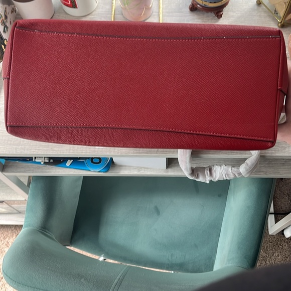 Coach Outlet Gallery Tote Bag in Red - Picture 4 of 4